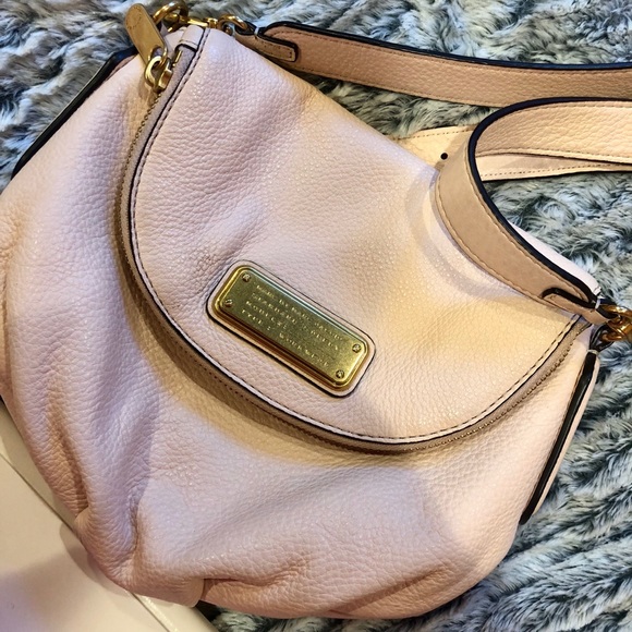 Marc Jacobs Handbags - Marc Jacobs Baby Pink Natasha Crossbody
